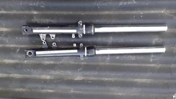 Canons de fourche Suzuki Sv 650 carbus (1999-2002) beschikbaar voor biedingen