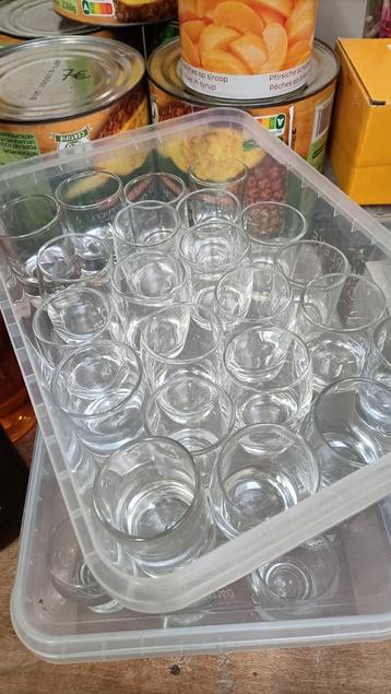 Dessertglaasjes 2 dozen beschikbaar voor biedingen