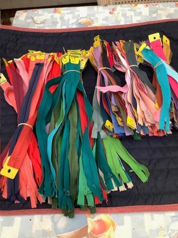 395 ritsen verschillende kleuren en lengtes 70-60-50-30 cm beschikbaar voor biedingen