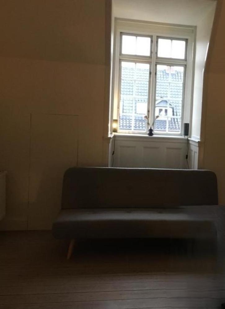 Futon/Zitsbank (Gray/Grijs) 100EU, Huis en Inrichting, Zetels | Zetels en Chaises Longues, Zo goed als nieuw, Driepersoons, 150 tot 200 cm