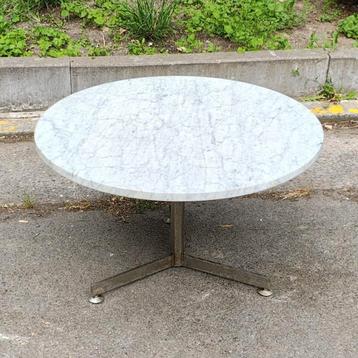 Georges Van Rijck vintage chromen marmeren salontafel uit de beschikbaar voor biedingen