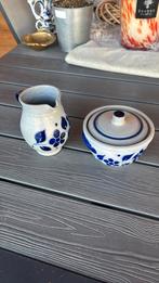 Gres de la roche suikerpotje en melkkannetje, Antiek en Kunst, Ophalen