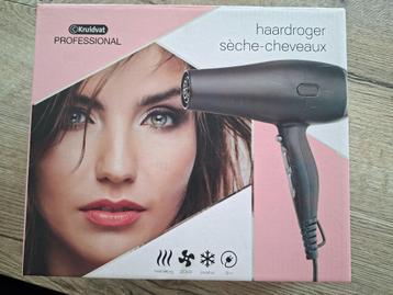 Haardroger beschikbaar voor biedingen