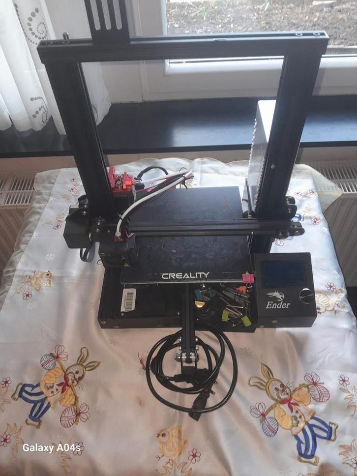 Imprimante 3D Creality Ender – prête à l’emploi, Informatique & Logiciels, 3D Imprimantes, Utilisé, Enlèvement