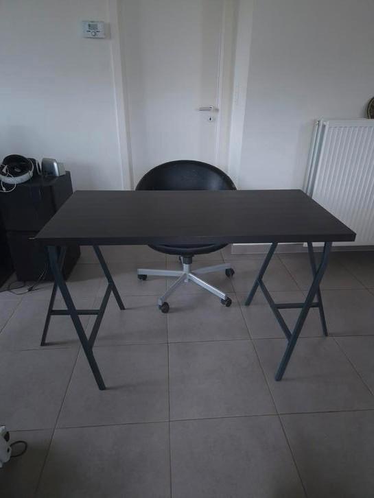 Bureau blad + poten IKEA, Huis en Inrichting, Bureaus, Zo goed als nieuw, Bureau, Ophalen