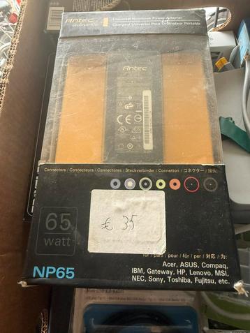 Universele oplader beschikbaar voor biedingen