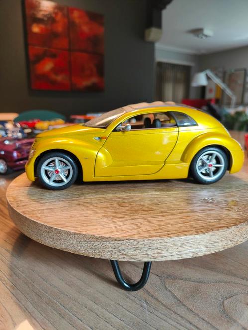 Chrysler pronto cruiser prototype/ Maisto, Hobby en Vrije tijd, Modelauto's | 1:18, Zo goed als nieuw, Maisto, Ophalen of Verzenden