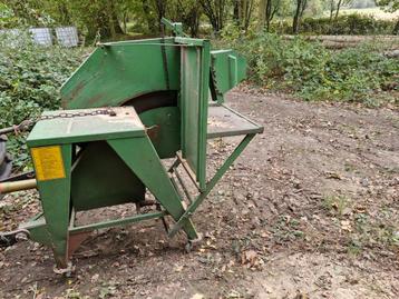 cirkelzaag voor brandhout  beschikbaar voor biedingen