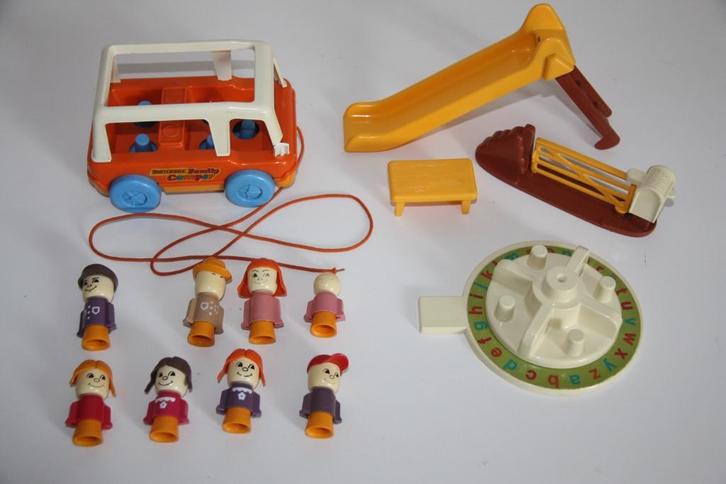 Vintage matchbox live-n-learn family camper speeltuin 1972, Antiek en Kunst, Antiek | Speelgoed, Ophalen of Verzenden