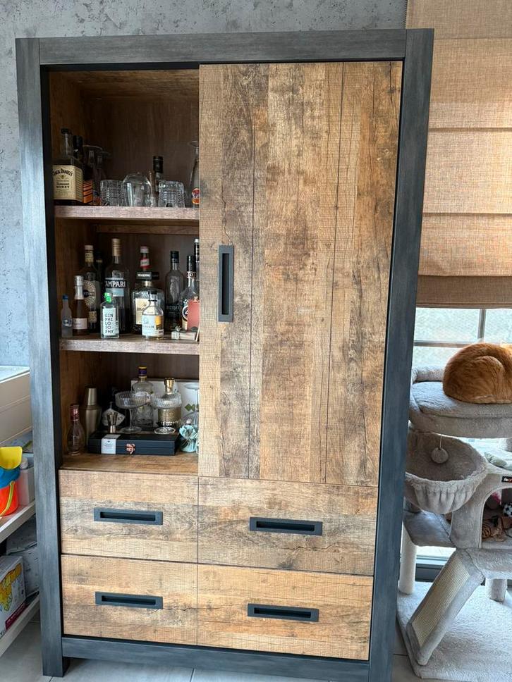 Barkast + dressoir kast, Huis en Inrichting, Kasten | Dressoirs, Zo goed als nieuw, Ophalen