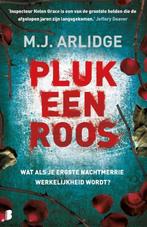 Te Koop Boek PLUK EEN ROOS M.J. Arlidge, Livres, Thrillers, Comme neuf, Europe autre, Enlèvement ou Envoi, M.J. Arlidge