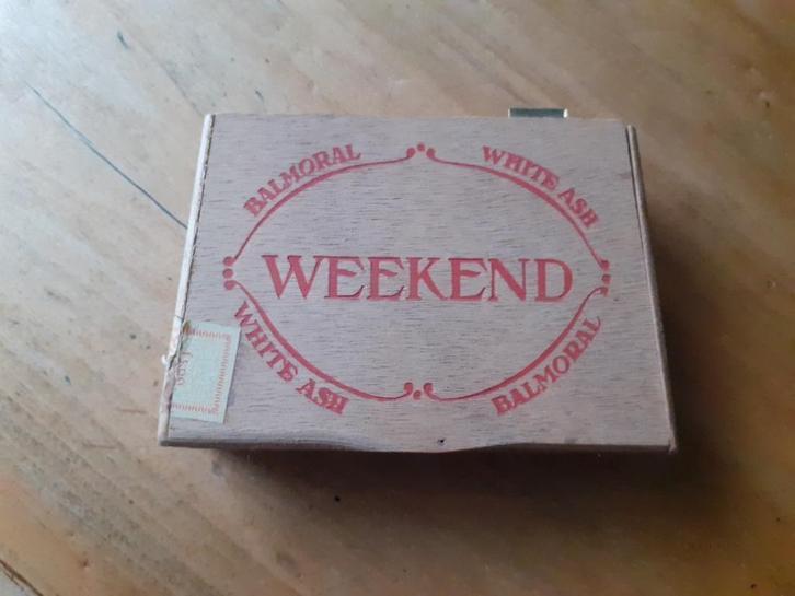 Sigarendoos Weekend, Sigarenfabriek Koninklijke Smit&tenHove, Verzamelen, Rookartikelen, Aanstekers en Luciferdoosjes, Gebruikt