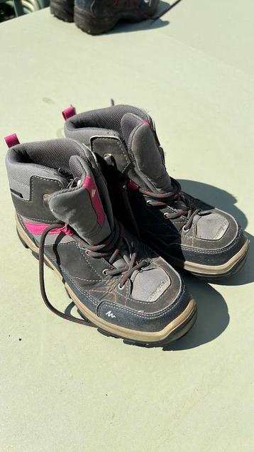 Kinder bergschoenen maat 35 beschikbaar voor biedingen