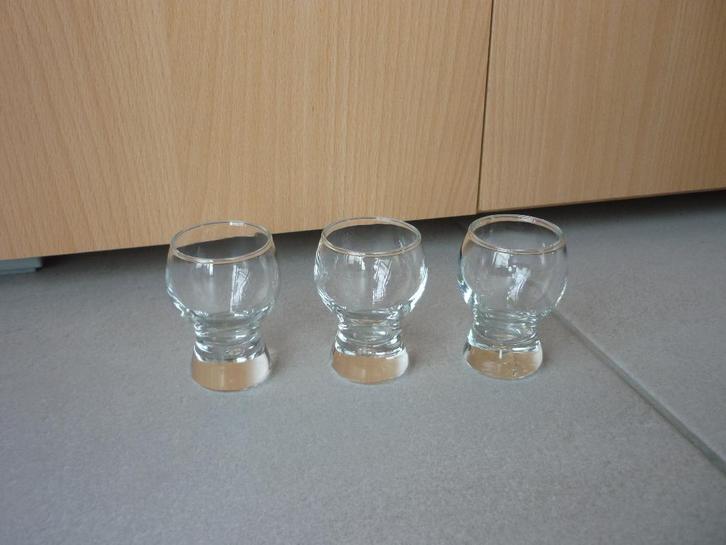 Set van 3 glazen likeurglazen shotglaasjes, Verzamelen, Glas en Drinkglazen, Ophalen of Verzenden