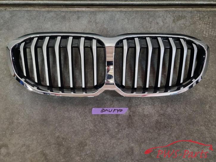 BMW F40 1-SERIE GRILL LUXURY LINE ORIGINEEL, Auto-onderdelen, Overige Auto-onderdelen, BMW, Gebruikt, Ophalen of Verzenden