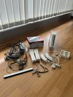 Nintendo Wii, Games en Spelcomputers, Spelcomputers | Nintendo Wii, Ophalen, Gebruikt, Met 2 controllers, Met games