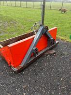 Grondbak schepbak tractorbak, Ophalen