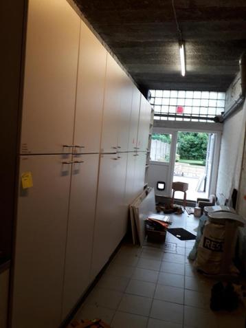 hoge kasten - zelf te demonteren beschikbaar voor biedingen