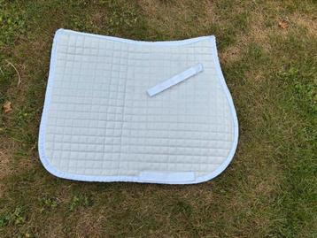 Zadeldoek wit - maat COB beschikbaar voor biedingen