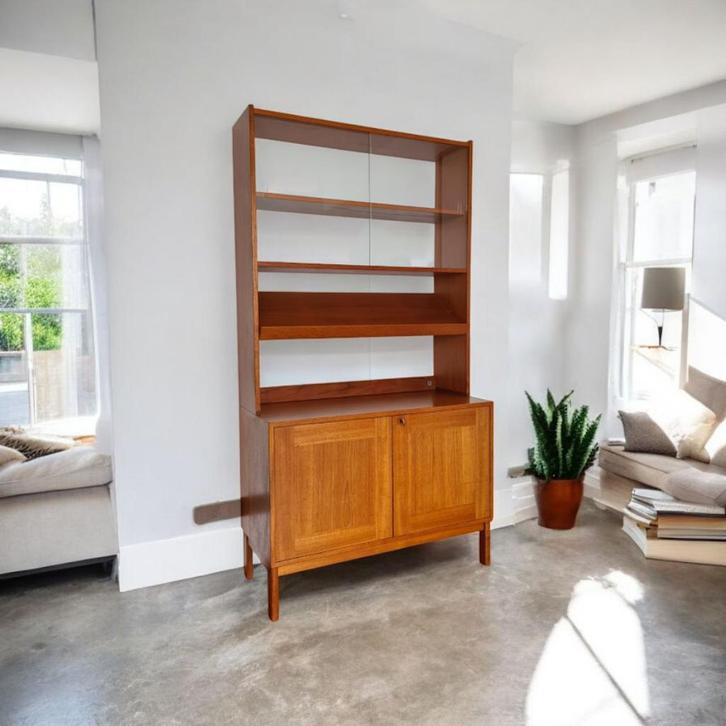 Zweedse vintage teakhouten boekenkast met vitrine, jaren 60, Huis en Inrichting, Kasten | Boekenkasten, Gebruikt, 100 tot 150 cm