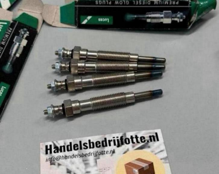 4X Gloeibougie MITSUBISHI COLT II III PAJERO L300 LANCER III, Auto-onderdelen, Klein materiaal, Mitsubishi, Nieuw, Ophalen of Verzenden