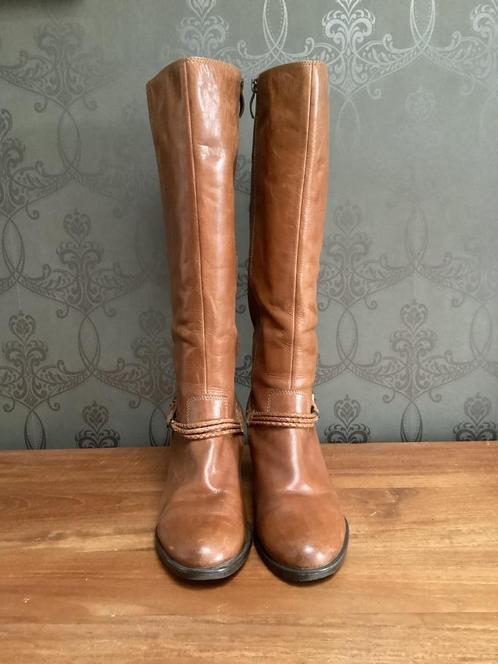 Laarzen Tamaris 39 cognac, Kleding | Dames, Schoenen, Zo goed als nieuw, Hoge laarzen, Bruin, Ophalen of Verzenden