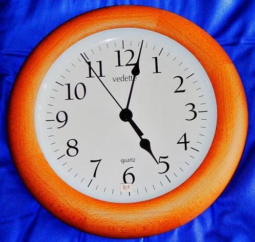 Horloge murale VEDETTE ronde bois clair, quartz, 24 cm NEUVE, Maison & Meubles, Accessoires pour la Maison | Horloges, Neuf, Horloge murale