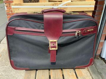 valies samsonite beschikbaar voor biedingen