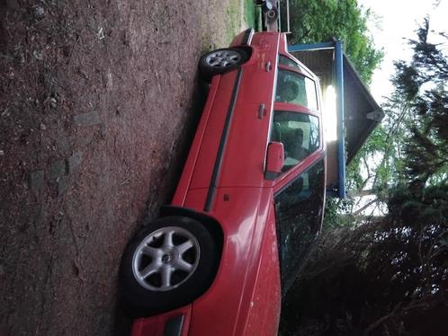Rode volvo.850, Auto's, Volvo, Particulier, ABS, Bochtverlichting, Centrale vergrendeling, Elektrische ramen, Lederen bekleding
