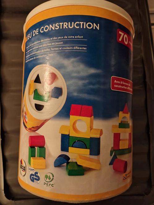 Houten blokken in ton - 2 verschillende sets, Kinderen en Baby's, Speelgoed | Houten speelgoed, Gebruikt, Ophalen