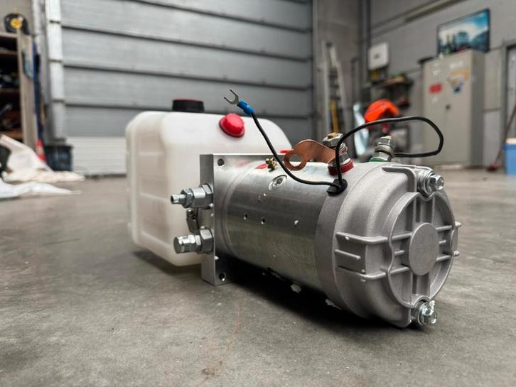 Hydraulische powerpack 72V DC met reservoir, Bricolage & Construction, Outillage | Autres Machines, Neuf, Enlèvement