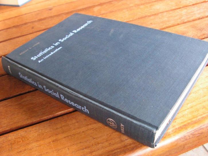 Boek “Statistics in social research – an introduction”., Boeken, Economie, Management en Marketing, Zo goed als nieuw, Management