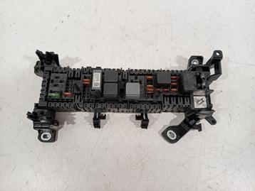 ZEKERINGKAST Mercedes-Benz CLA (117.3) (a2465400240) beschikbaar voor biedingen