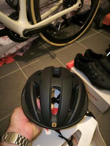 bontrager circuit mips maat m, Enlèvement, Comme neuf, M