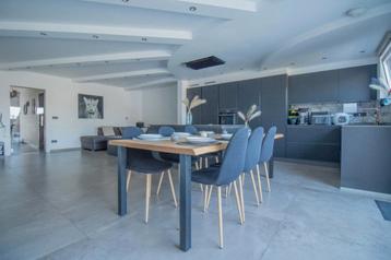Maison à La Louvière Houdeng-Aimeries, 4 chambres beschikbaar voor biedingen