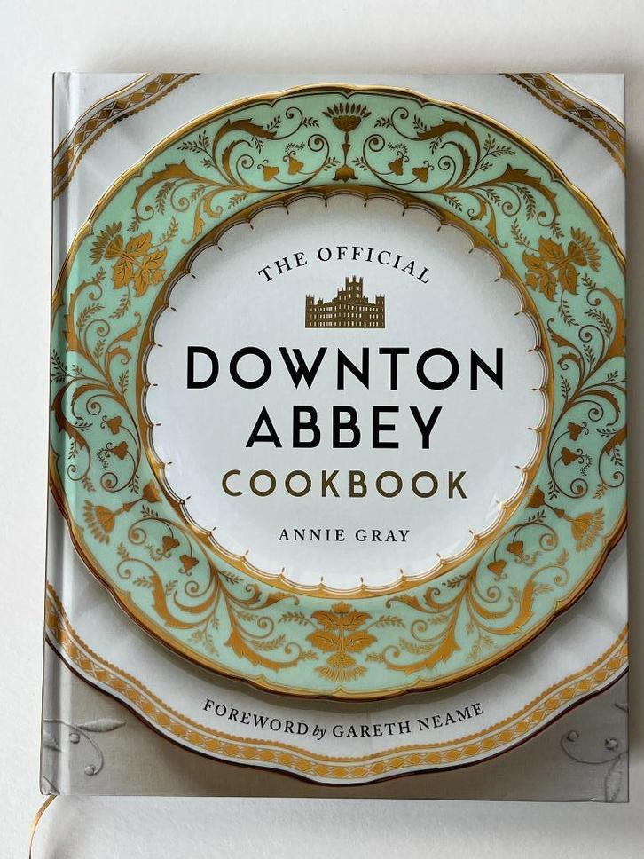 Annie Gray - Le livre de recettes officiel de Downton Abbey, Livres, Livres de cuisine, Utilisé, Entrées et Soupes, Plat principal