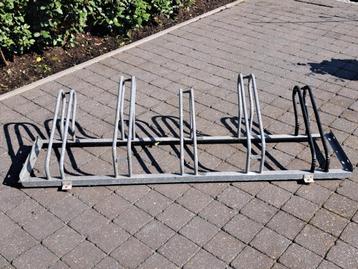 Fietsenrek beschikbaar voor biedingen