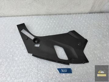 BMW 5 G30 AFDEKKING RECHTERLAMP beschikbaar voor biedingen