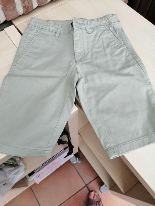short jongens m 140, Kinderen en Baby's, Kinderkleding | Maat 140, Gebruikt, Jongen, Broek, Ophalen of Verzenden