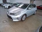 Toyota auris, Achat, Entreprise, Boîte manuelle, Entretenue par le concessionnaire