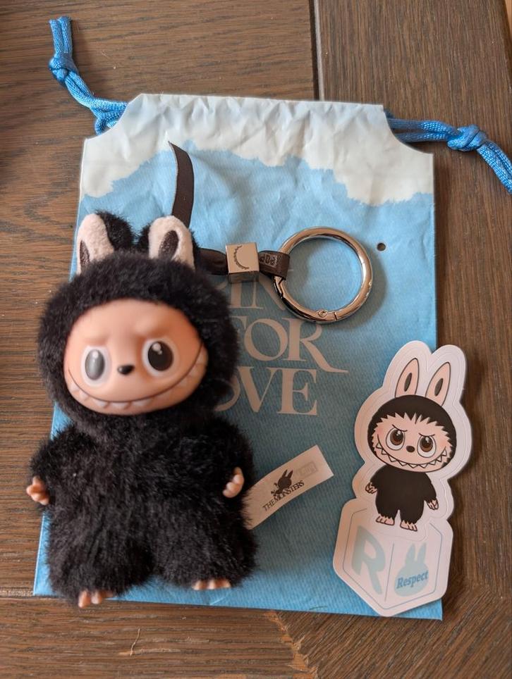 Labubu: pin for love, Collections, Jouets miniatures, Enlèvement