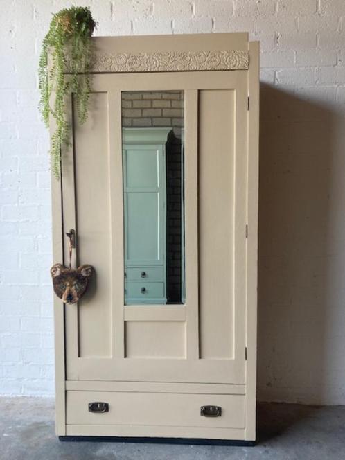 Vintage antiek meidenkast,kledingkast,spiegelkast restyled, Huis en Inrichting, Kasten | Kleerkasten, Gebruikt, 150 tot 200 cm