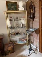 Vintage mini-museum kappersgerei, Huis en Inrichting, Kasten | Vitrinekasten, Gebruikt, Ophalen
