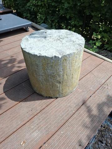 « Pouf » en pierre naturelle, Enlèvement, Utilisé