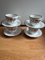 4 kopjes met onderbordje, Ophalen of Verzenden, Zo goed als nieuw