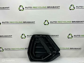 Bumperrooster Rechtsvoor Audi Q3 Sportback S-LINE 83A807682D beschikbaar voor biedingen