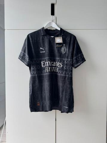 C Milan vierde shirt seizoen 2023/24 – Player Issue beschikbaar voor biedingen
