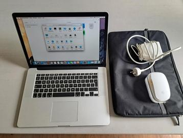 Heel Weinig Gebruikte Macbook Pro beschikbaar voor biedingen