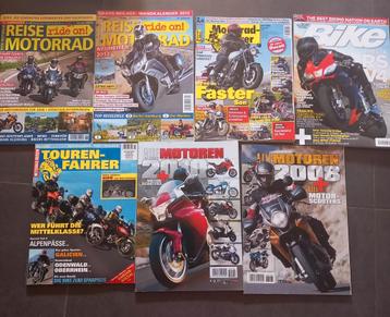 Oude motoboekjes -> 2€ voor alles samen beschikbaar voor biedingen