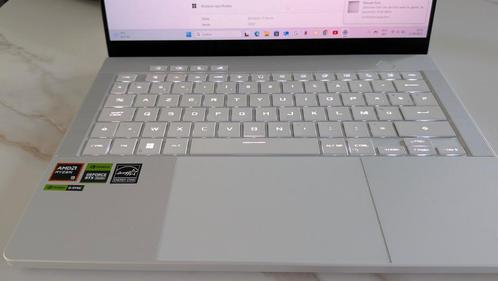Asus ROG Zephyrus G14 GA403UI-QS041W | AZERTY-toetsenbord-Zi, Computers en Software, Windows Laptops, Zo goed als nieuw, Azerty